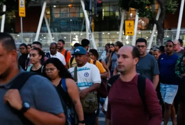 Desemprego recua para 6,1% e registra menor nível histórico no primeiro trimestre