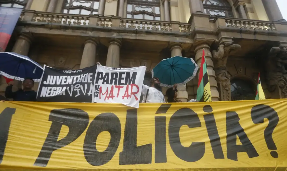 Mortes por policiais militares em São Paulo crescem 35% no início de 2026