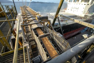 Exportações de soja e milho avançam e pressionam logística com destaque para Mato Grosso