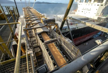 Exportações de soja e milho avançam e pressionam logística com destaque para Mato Grosso