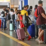 Passagens aéreas têm alta contida após medidas do governo
