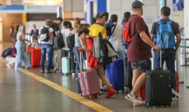Passagens aéreas têm alta contida após medidas do governo