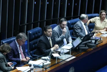 Senado Aprova Contagem de Estágio como Experiência Profissional
