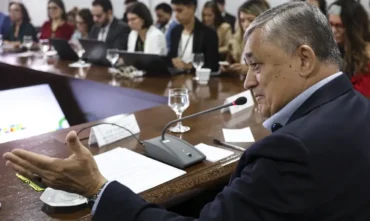 Jornada de trabalho gera impasse e governo rejeita desoneração