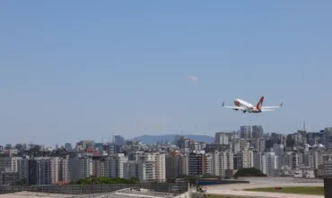 Petrobras anuncia parcelamento do reajuste do querosene de aviação