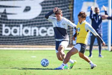 Palestino x Grêmio: onde assistir ao vivo, escalações e tudo sobre o duelo da Sul-Americana 2026. Imagem: Lucas Uebel/GFBPA