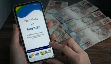 Aposentados e pensionistas terão 5 dias corridos para aprovar ou recusar contrato do INSS