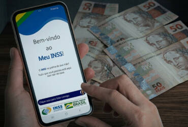 Aposentados e pensionistas terão 5 dias corridos para aprovar ou recusar contrato do INSS