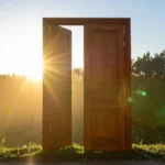 Sinal de destino: 4 signos recebem “porta aberta” nesta sexta-feira (24) — mas o timing é tudo; veja a lista