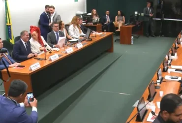 Presidente e vice presidentes compoem a mesa diretora da comissao especial para reducao da jornada de trabalho 1777487431894_v2_900x506.png