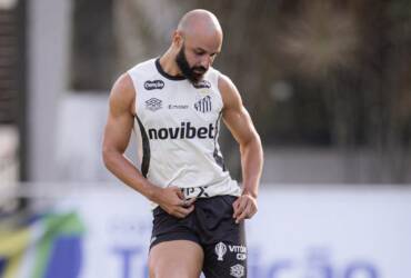 Santos x Fluminense ao vivo: onde assistir, escalações e tudo sobre o jogo do Brasileirão 2026. Imagem: Raul Baretta/Santos FC