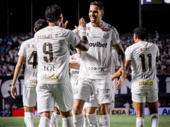 Santos x Recoleta: onde assistir, escalações e tudo sobre o confronto pela Sul-Americana. Imagem: Raul Baretta/Santos FC