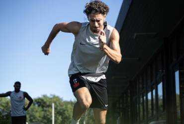 Vasco x São Paulo ao vivo: onde assistir, escalações e tudo sobre o duelo do Brasileirão 2026. Imagem: Matheus Lima/CR Vasco