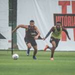 Vitória x Corinthians ao vivo: onde assistir, escalações e clima de decisão no Brasileirão 2026