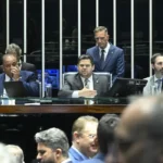 Dosimetria: Alcolumbre promulga lei que reduz penas do 8 de janeiro