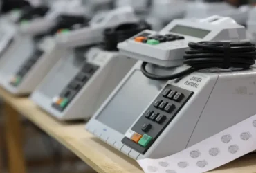 TSE cria comissão para combater IA ilegal nas eleições