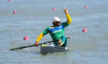Isaquias conquista prata na Copa do Mundo de Canoagem na Hunria