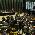 Municípios inadimplentes poderão receber recursos federais após decisão do Congresso