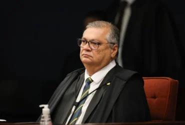 Dino abre investigação sobre emendas ligadas a Bolsonaro