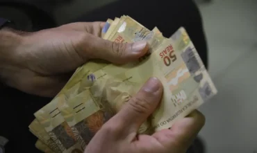 Poupança registra retirada líquida de R$ 476,4 milhões em abril