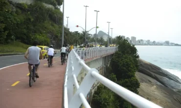 Ressaca no Rio fecha Ciclovia Tim Maia na segunda-feira (4)
