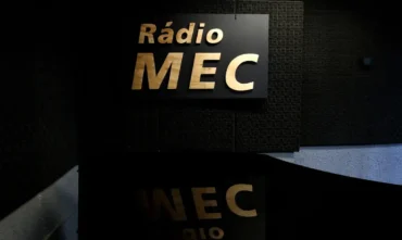 Rádio MEC homenageia pianista Luiz de Moura Castro em programa especial