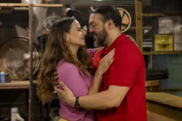 Viviane Araújo revela exigência para atuar com Belo em Três Graças
