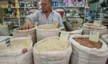 Inflação sobe para 4,89% e mercado amplia projeção para 2026