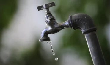 Abastecimento é afetado após égua cair em adutora em Belo Horizonte