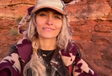 Paris Jackson lança single após disputa judicial por herança de Michael Jackson