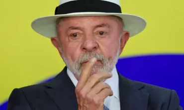 Lula critica detenção de ativista em Israel e cobra libertação imediata