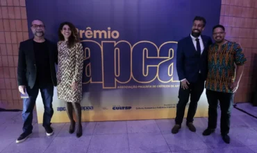 Programa Tarde Nacional SP conquista prêmio apca como melhor programa cultural de rádio
