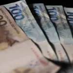 Renda atinge recorde histórico e média das famílias chega a R$ 2.264 em 2025