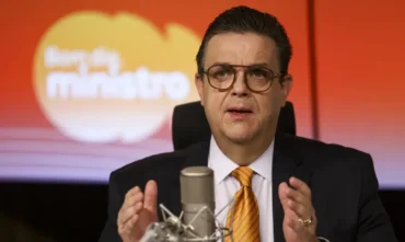 INSS preocupa ministro com proposta de redução da contribuição patronal