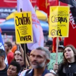 Trabalho por hora é alternativa à escala 6×1, diz Flávio Bolsonaro