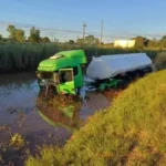 Caminhoneiro morre após grave acidente entre carretas na BR-163 em Santo Antônio de Leverger