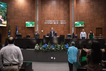 ALMT destaca agricultura com homenagem a servidores