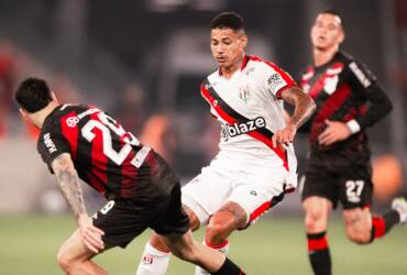 Atlético-GO x Athletico-PR: onde assistir, escalações e tudo sobre a decisão da Copa do Brasil. Imagem: Eduardo Huszcz / Duds PhotoPress