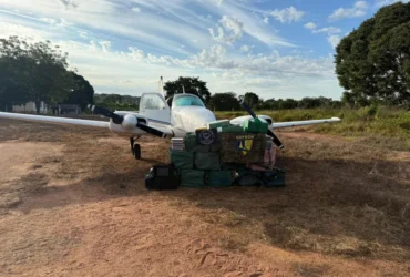 avião com 450kg de cocaína