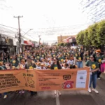 Caminhada mobiliza centenas de pessoas em Rondonópolis para romper o silêncio contra o abuso infantil