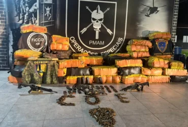 Gefron participa de apreensão de 2,5 toneladas de droga no AM