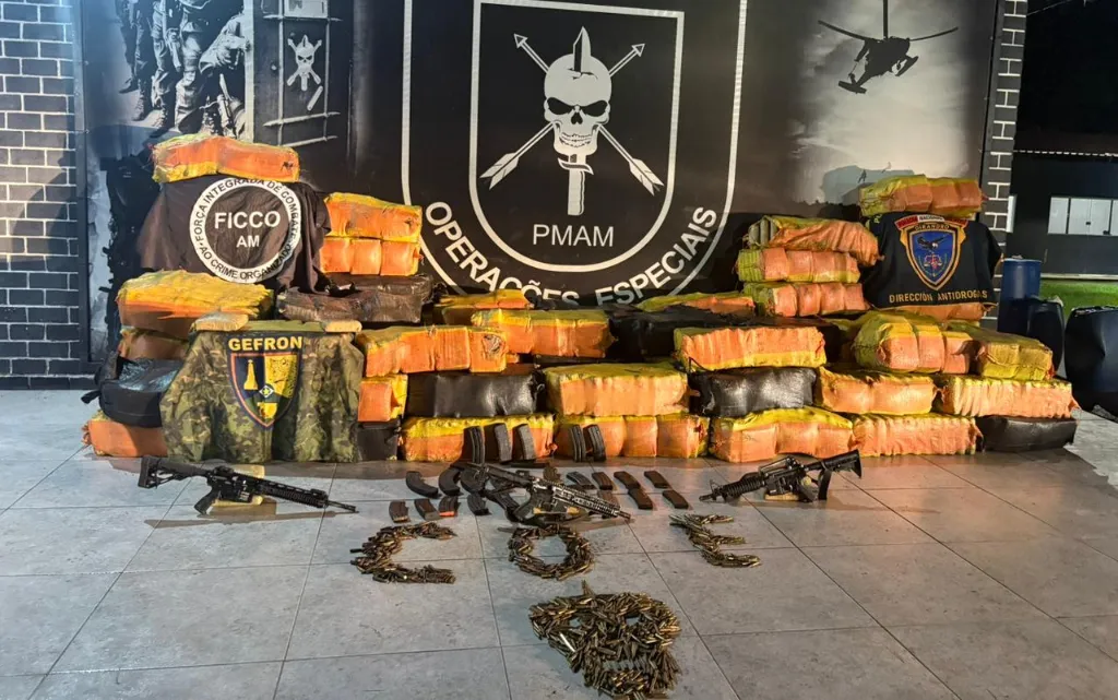 Gefron participa de apreensão de 2,5 toneladas de droga no AM