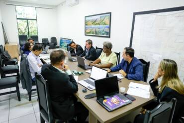 Comissões especiais dão parecer favorável a projetos que extinguem cargos e revogam lei de loteamento em Lucas