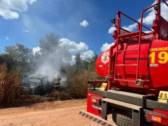 Incêndio veicular após acidente deixa homem ferido em Guarantã do Norte