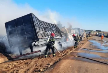 Incêndio em carretas na BR-163 mobiliza bombeiros em Rondonópolis