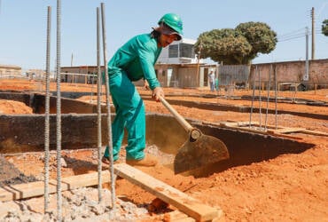 Custo da construção acelera em abril e registra maior alta para o mês desde o período pós pandemia