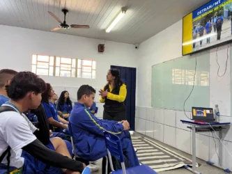Educação para o trânsito em Cuiabá: Detran leva palestra a 680 alunos