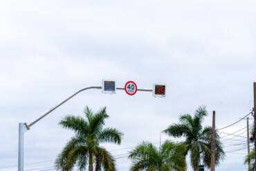 Excesso de velocidade dispara em Lucas do Rio Verde e já representa 98% das infrações registradas em 2026