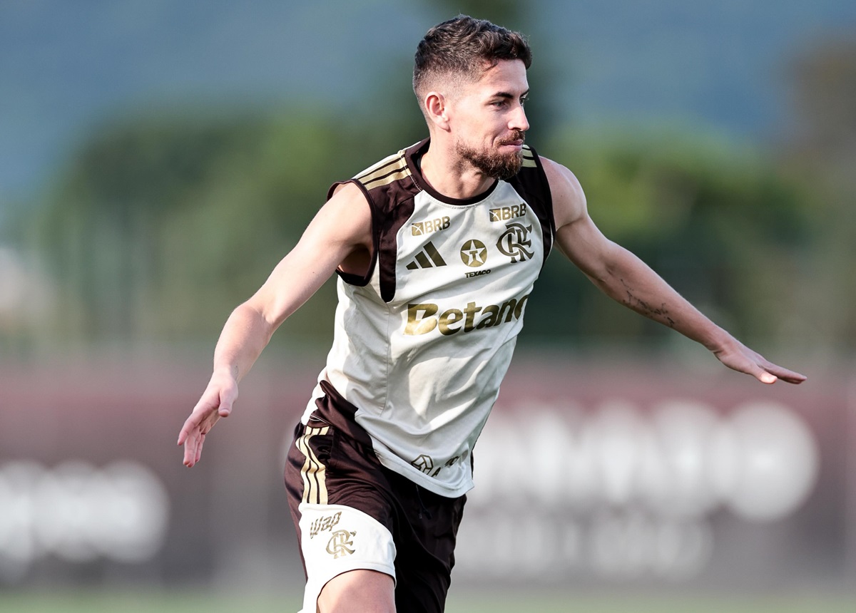 Athletico-PR x Flamengo: onde assistir, prováveis escalações e tudo sobre o duelo pela 16ª rodada do Brasileirão. Imagem: CR Flamengo