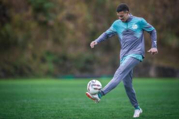 Juventude x América-MG: onde assistir, prováveis escalações e tudo sobre o duelo pela Série B. Imagem: Fernando Alves/ECJ